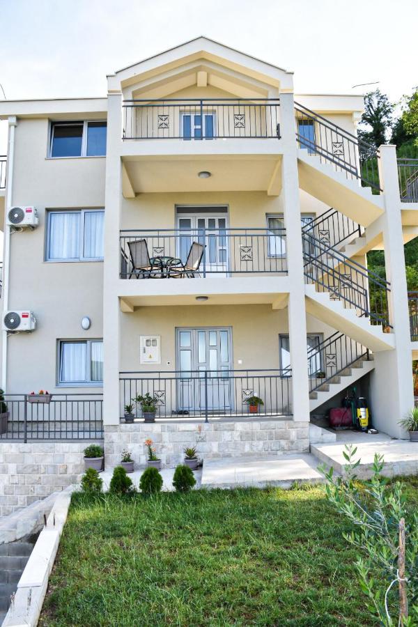 Sisevic Apartment *