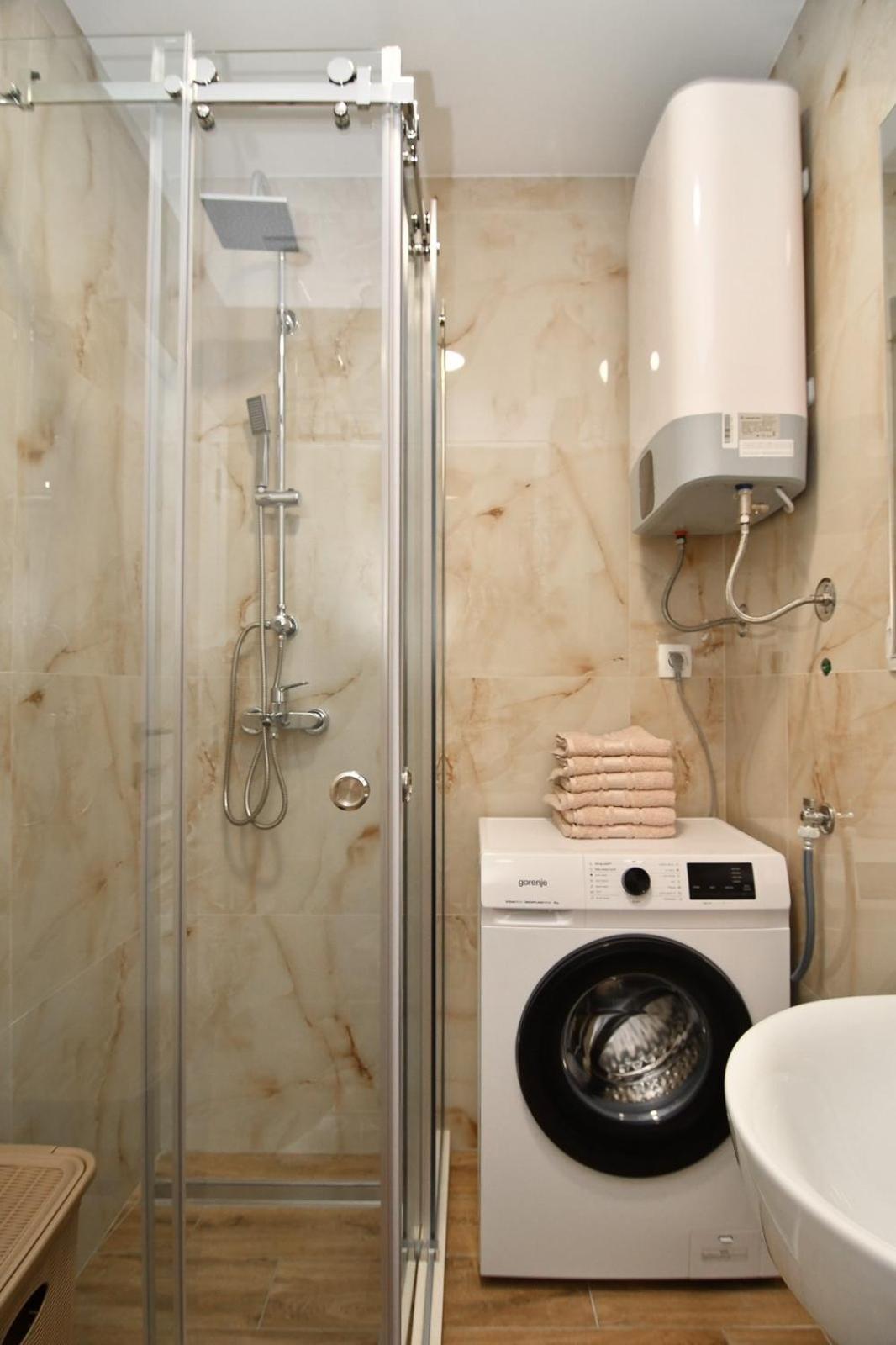 Sisevic Apartment *