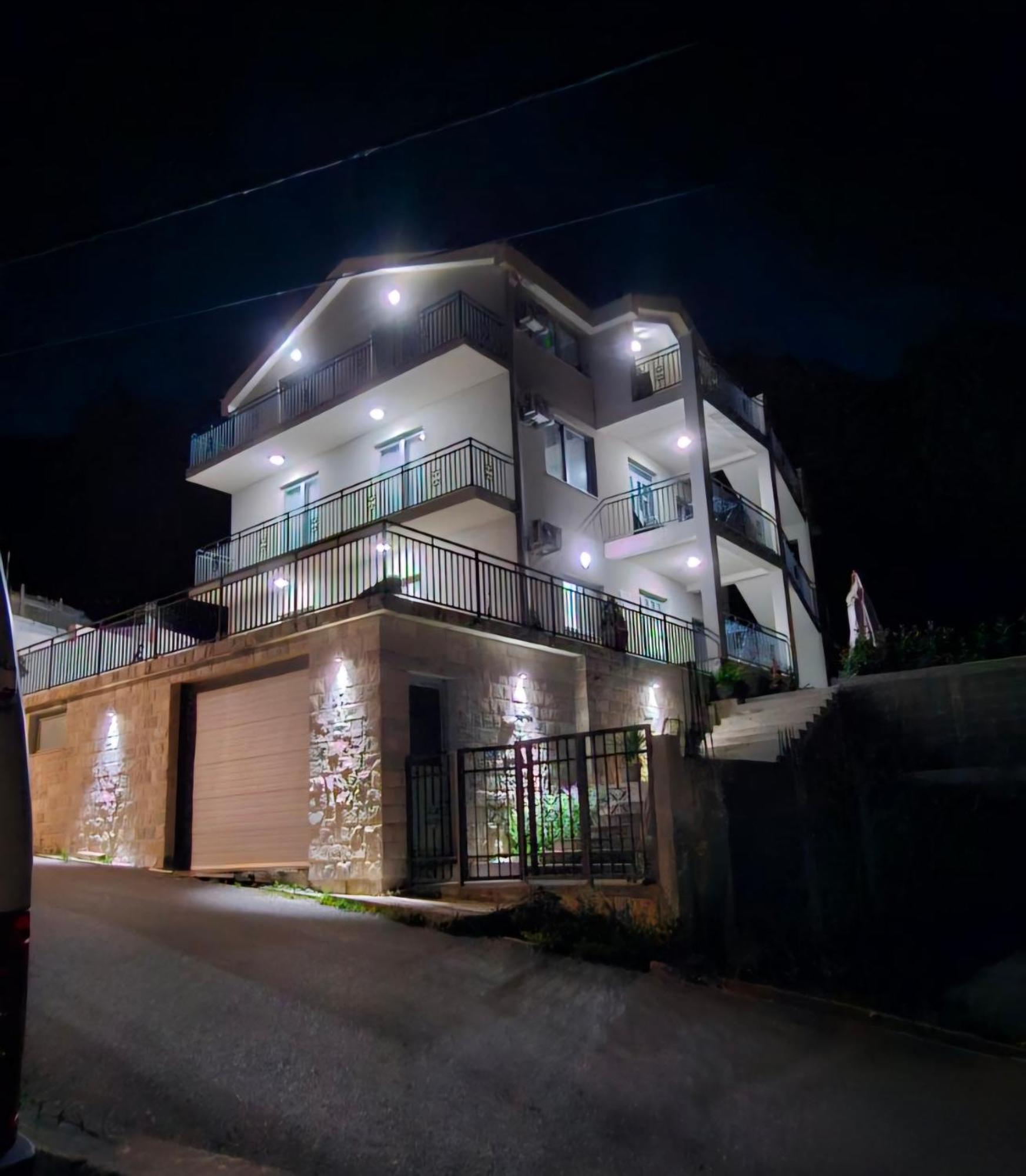 Apartment Sisevic *